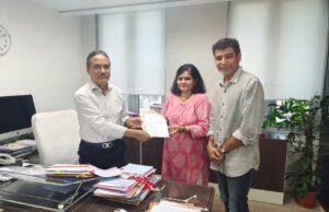 माई संघटनेचे अध्यक्ष व कोषाध्यक्ष यांनी घेतली वित्त सचिव ओ पी गुप्ता यांची भेट