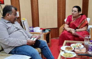 स्वच्छतागृहा संदर्भात, विधानपरिषद उपसभापती डॉ. नीलम गोऱ्हे यांनी घेतली मंत्री रवींद्र चव्हाण यांची भेट