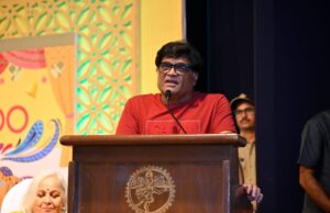 आदरणीय शरद पवार माझे आवडते नेते-अशोक सराफ