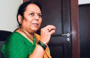 लाडकी बहिण योजनेच्या संपूर्ण प्रक्रियेसाठी स्थानिक लोकप्रतिनिधींना विश्वासात घ्यावे व महिलांचे मदतीसाठी हेल्प डेस्क करावा- डॉ.नीलम गोऱ्हे यांचे निर्देश
