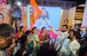 प्रगतीपथावर वेगानं पुढे जाण्यासाठी, शिवसेनेचा ‘माहितीचा रथ ‘ गाव खेड्यात जाणार