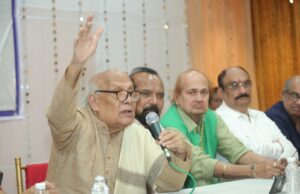 साहित्यिकाकडे नम्रता हवी, अहंकार नको! पद्मश्री मधुमंगेश कर्णिक यांचे प्रतिपादन