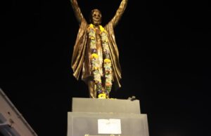 उपमुख्यमंत्री एकनाथ शिंदे यांचे हिंदुहृदयसम्राट शिवसेनाप्रमुख बाळासाहेब ठाकरे यांना अभिवादन