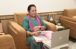 ऑनर किलिंग राेखण्यासाठी प्रत्येक जिल्ह्यात ‘सुरक्षागृह’या निर्णयाची प्रभावी अंमलबजावणी करावी- उपसभापती डॉ. नीलम गोऱ्हे यांचे निर्देश*