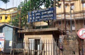 केईएम रूग्णालयाच्या शतक महोत्सवी कार्यक्रमांचा मुख्यमंत्री देवेंद्र फडणवीस यांच्या शुभहस्ते होणार प्रारंभ* *केईएम रूग्णालय कर्मचारी भवन इमारतीचे मुख्यमंत्री फडणवीस यांच्या हस्ते होणार भूमिपूजन* *अभिनेते अमिताभ बच्चन यांच्या उपस्थितीत महानगरपालिका क्षेत्रातील पहिल्या ‘नॅश क्लिनिक’ चा होणार शुभारंभ*