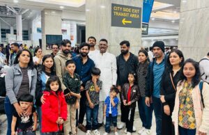 पर्यटकांच्या सेवेसाठी एसटीची शिवनेरी धावली* *मंत्री प्रताप सरनाईक यांनी केले स्वागत*