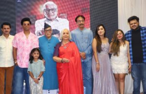 आतली बातमी फुटली’ चित्रपटाचा रंजक टिझर भेटीला*