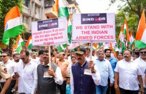 *डोंबिवलीत ‘भव्य तिरंगा यात्रा’ संपन्न*