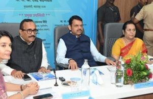गिग कामगारांचे हक्क, पुणे येथील MPSC च्या अपघातग्रस्त उमेदवारांची संधी आणि पुणे नाट्यगृहांची दूरावस्था – डॉ. नीलम गोऱ्हे यांनी मुख्यमंत्री देवेंद्र फडणवीस यांना सादर केली तीन महत्त्वपूर्ण निवेदनं*
