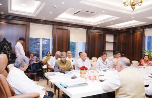 *मुंबई विद्यापीठातील 87 अनुकंपा नियुक्त कर्मचाऱ्यांच्या सेवा नियमित करण्यास मान्यता* *उच्च व तंत्र शिक्षण मंत्री चंद्रकांतदादा पाटील*
