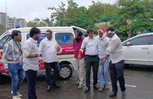 *खड्डेमय उड्डाणपुलांविरोधात राष्ट्रवादी युवक काँग्रेस शरदचंद्र पवार पक्षाचे आंदोलन*