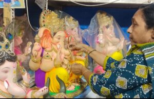 मुर्ती सजावटकार संजीवनी ढोले यांच्या, आकर्षक मुर्तीना वाढती मागणी…