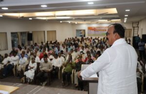*राहुल गांधींच्या नेतृत्वाखाली २०२९ ला सत्तेत आल्यानंतर अदानी/अंबानींच्या कंपन्यांचे राष्ट्रीयीकरण करू: हर्षवर्धन सपकाळ.*