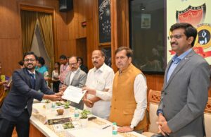 मुंबई महापालिकेने केईएमचे किंग एडवर्ड नाव बदलण्याचा विचार करावा – कॅबिनेट मंत्री श्री. मंगलप्रभात लोढा