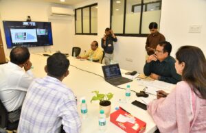 *पशुसंवर्धन मंत्र्यांनी घेतला परळीतील महापशुधन एक्स्पोच्या तयारीचा आढावा*