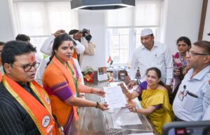 मुंबई महापौरपदासाठी रितु तावडे व उपमहापौर पदांसाठी संजय घाडी महायुतीचे उमेदवार!