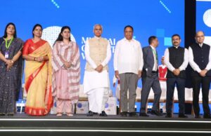 *पर्यावरण तज्ञांनी कृषी क्षेत्राकडेही लक्ष केंद्रित करण्याची गरज* – राज्यपाल आचार्य देवव्रत