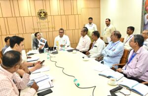 मच्छिमार आणि महिला कामगारांसाठी विश्रामगृह तातडीने खुले करण्याचे मंत्री नितेश राणे यांचे निर्देश