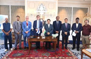 *ससून मासेमारी बंदराला जगातील सर्वोत्तम बनविणार* *मत्स्यव्यवसाय मंत्री नितेश राणे*