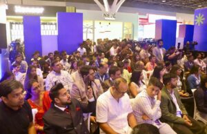 *‘मेक फॉर वर्ल्ड’कडे महाराष्ट्राची झेप*