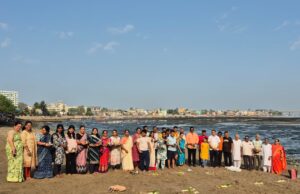 प्रभादेवीत समुद्र तटावर हिंदू नववर्षाचे पूजन,संस्कृती जतनाचा अनोखा उपक्रम
