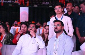 *निवडणुका संपल्या, आता संघटन बांधणीसाठी रणांगणात उतरा* *उपमुख्यमंत्री एकनाथ शिंदेंचे युवा सेनेला आदेश*