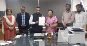 महाराष्ट्र लोकसेवा आयोग आणि विद्यार्थी सुसंवादासाठी खास व्यासपीठ सुरू होणार;दोन व तीन टप्प्यांतील परीक्षेच्या प्रक्रिया ६ महिने व ११ महिन्यात पूर्ण करण्यासाठी आयोग सकारात्मक*