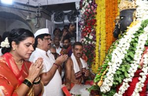 *वडाळा येथील ‘प्रतिपंढरपूर’ विठ्ठल मंदिरात मुंबईच्या महापौर श्रीमती रितू तावडे यांच्या हस्ते महापूजा आणि महाअभिषेक संपन्न*
