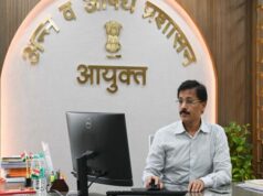 तुकाराम मुंढेंना धक्का; २९ अधिकारी आणि कर्मचाऱ्यांची तक्रार, नरहरी झिरवळांना पत्र