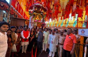 श्री सिद्धिविनायक मंदिरात पार्थिव गणपती बाप्पाला निरोप